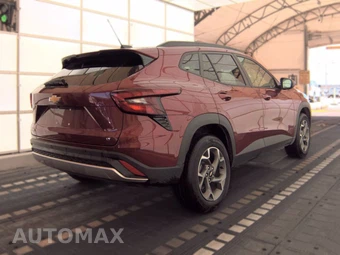 2025 Chevrolet Trax LT - miniatura 4