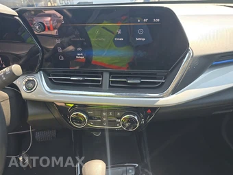 2025 Chevrolet Trax LT - miniatura 11