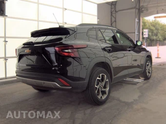 2025 Chevrolet Trax LT - miniatura 4