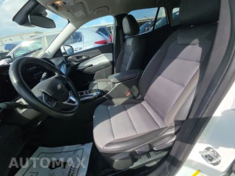 2025 Chevrolet Trax LT - miniatura 7