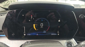 2025 Chevrolet Trax LT - miniatura 20