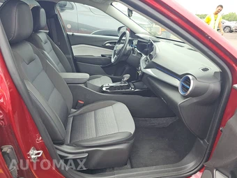 2025 Chevrolet Trax LT - miniatura 8