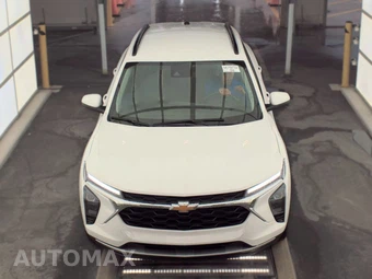 2025 Chevrolet Trax LT - miniatura 2