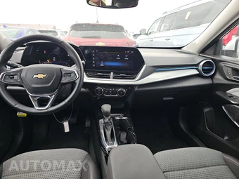 2025 Chevrolet Trax LT - miniatura 11