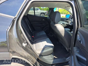 2025 Chevrolet Trax LT – miniatura 16