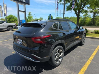 2025 Chevrolet Trax LT – miniatura 3
