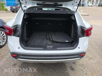 2025 Chevrolet Trax LT – miniatura 14
