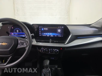 2025 Chevrolet Trax LT - miniatura 11