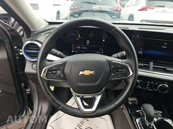 2025 Chevrolet Trax LT - miniatura 10