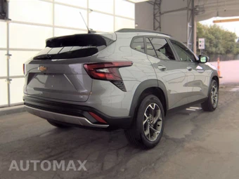 2025 Chevrolet Trax LT - miniatura 4