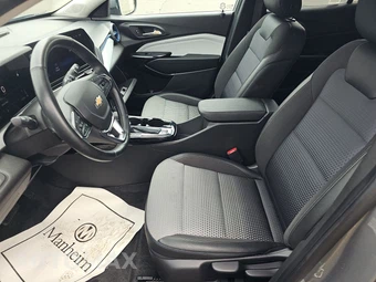 2025 Chevrolet Trax LT - miniatura 7
