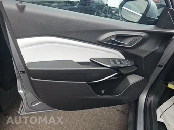 2025 Chevrolet Trax LT - miniatura 9