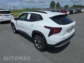 2025 Chevrolet Trax LT – miniatura 2
