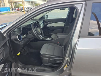 2025 Chevrolet Trax LT - miniatura 7