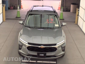 2025 Chevrolet Trax LT - miniatura 2