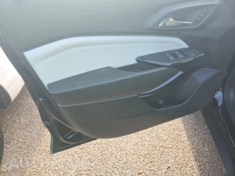 2025 Chevrolet Trax LT - miniatura 9