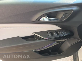 2025 Chevrolet Trax LT - miniatura 9