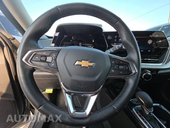 2025 Chevrolet Trax LT - miniatura 10