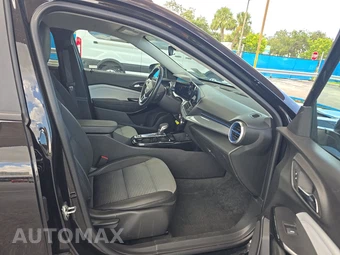 2025 Chevrolet Trax LT - miniatura 8