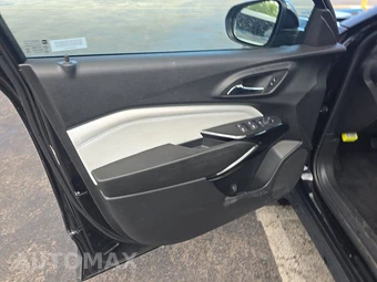 2025 Chevrolet Trax LT - miniatura 9