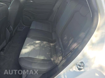 2025 Chevrolet Trax LT - miniatura 10