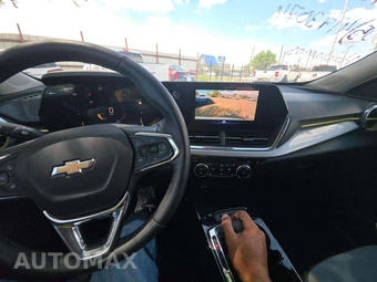 2025 Chevrolet Trax LT - miniatura 7