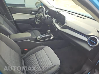 2025 Chevrolet Trax LT - miniatura 8