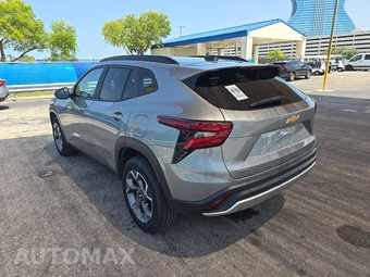 2025 Chevrolet Trax LT - miniatura 6