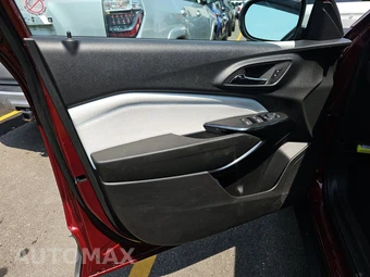 2025 Chevrolet Trax LT - miniatura 9