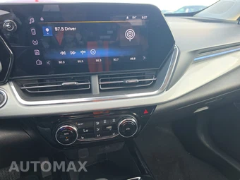 2025 Chevrolet Trax LT - miniatura 11