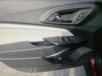 2025 Chevrolet Trax LT - miniatura 9