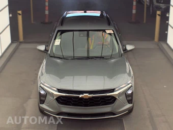 2025 Chevrolet Trax LT - miniatura 2