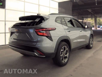 2025 Chevrolet Trax LT - miniatura 4