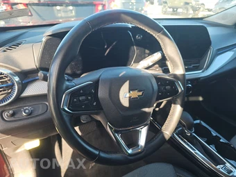 2025 Chevrolet Trax LT - miniatura 10