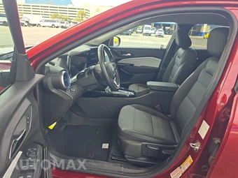 2025 Chevrolet Trax LT - miniatura 7