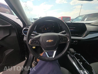 2025 Chevrolet Trax LT - miniatura 10