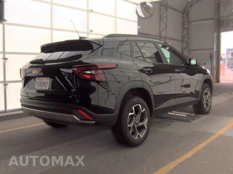 2025 Chevrolet Trax LT - miniatura 4