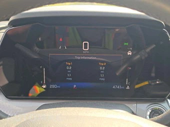 2025 Chevrolet Trax LT - miniatura 9