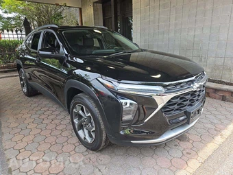 2025 Chevrolet Trax LT - miniatura 4