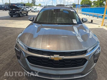 2025 Chevrolet Trax LT - miniatura 2