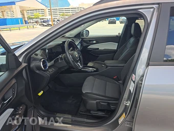 2025 Chevrolet Trax LT - miniatura 7