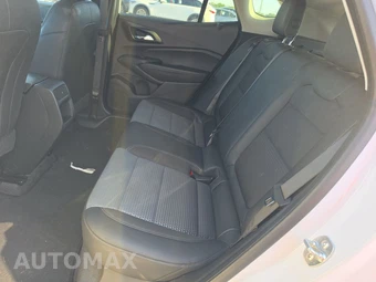 2025 Chevrolet Trax LT - miniatura 13