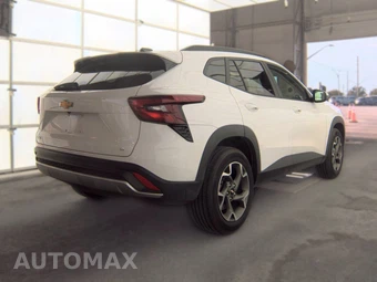 2025 Chevrolet Trax LT - miniatura 4