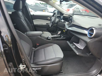 2025 Chevrolet Trax LT - miniatura 8