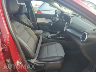 2025 Chevrolet Trax LT - miniatura 8