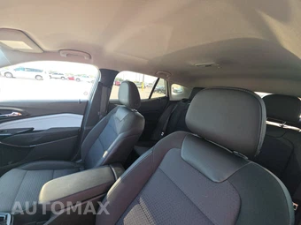 2025 Chevrolet Trax LT - miniatura 18