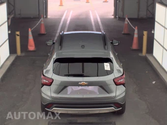 2025 Chevrolet Trax LT - miniatura 5