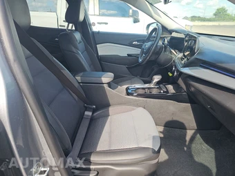 2025 Chevrolet Trax LT - miniatura 8