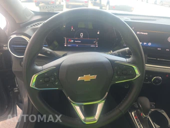 2025 Chevrolet Trax LT - miniatura 10