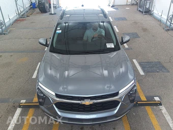 2025 Chevrolet Trax LT - miniatura 2